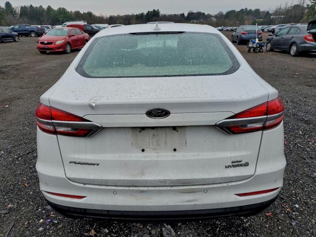 Ford Fusion Se Image 6