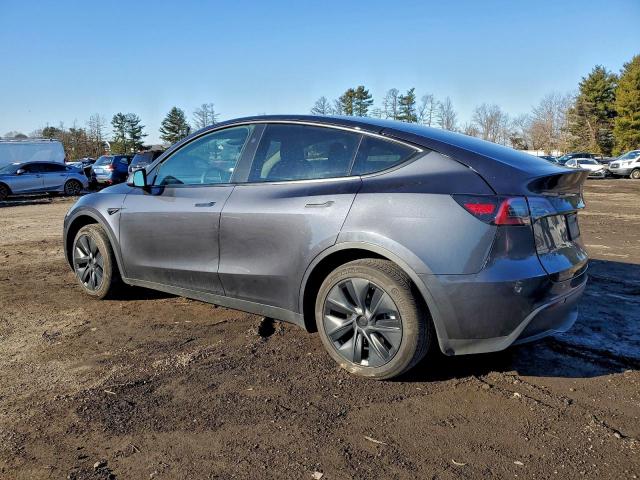 Tesla Model Y Image 12