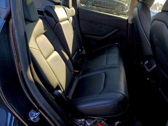 Tesla Model Y Image 8