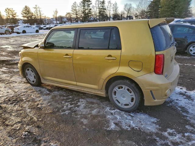 Toyota Scion Xb Image 2