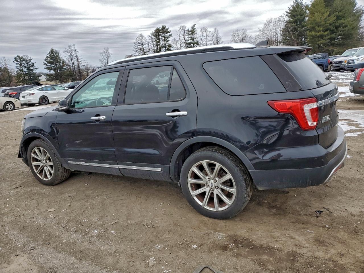 Ford Explorer Limited Image 2