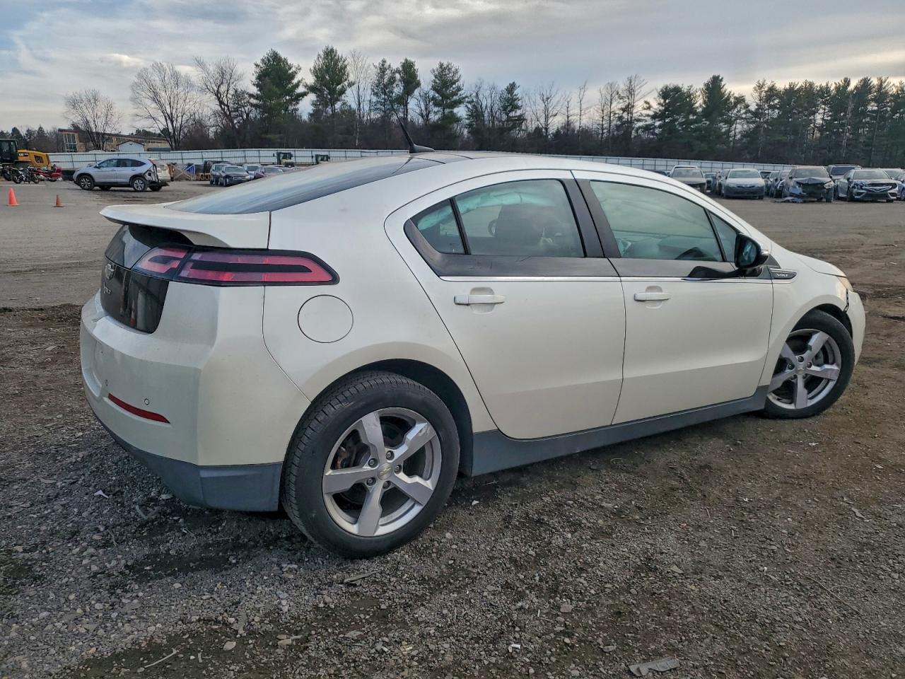 Chevrolet Volt Image 6