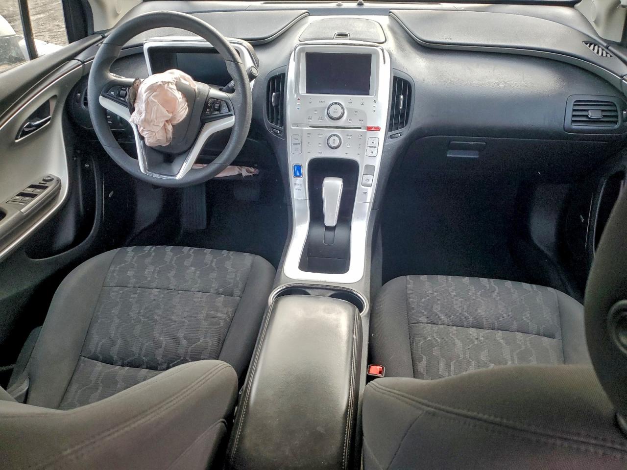 Chevrolet Volt Image 5