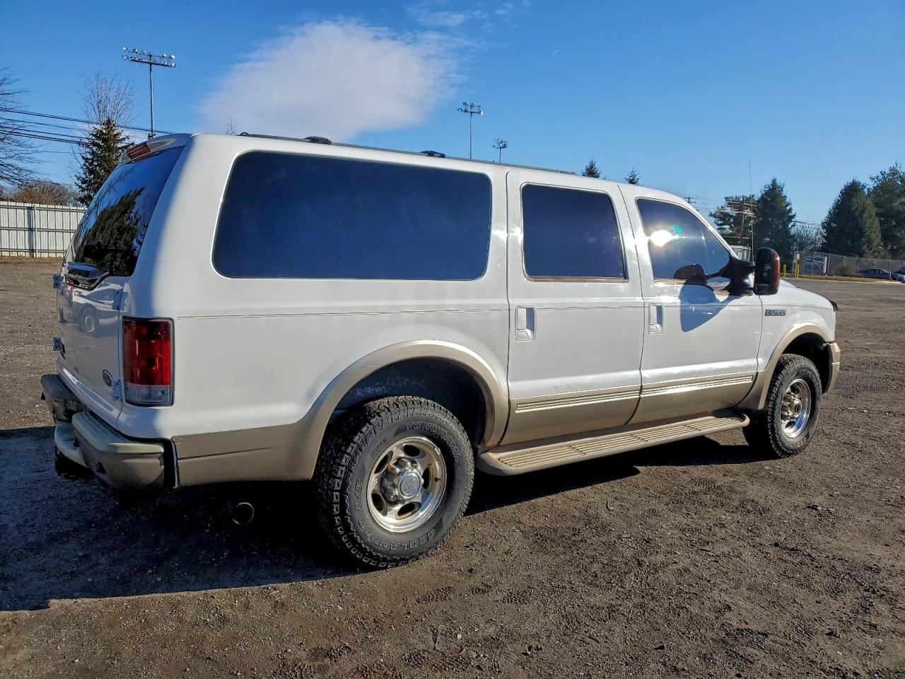 Ford Excursion Eddie Bauer Image 2